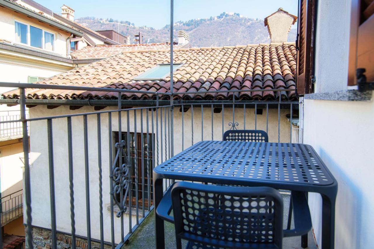 Barbablue Flat - The House Of Travelers Apartment Como Exterior photo