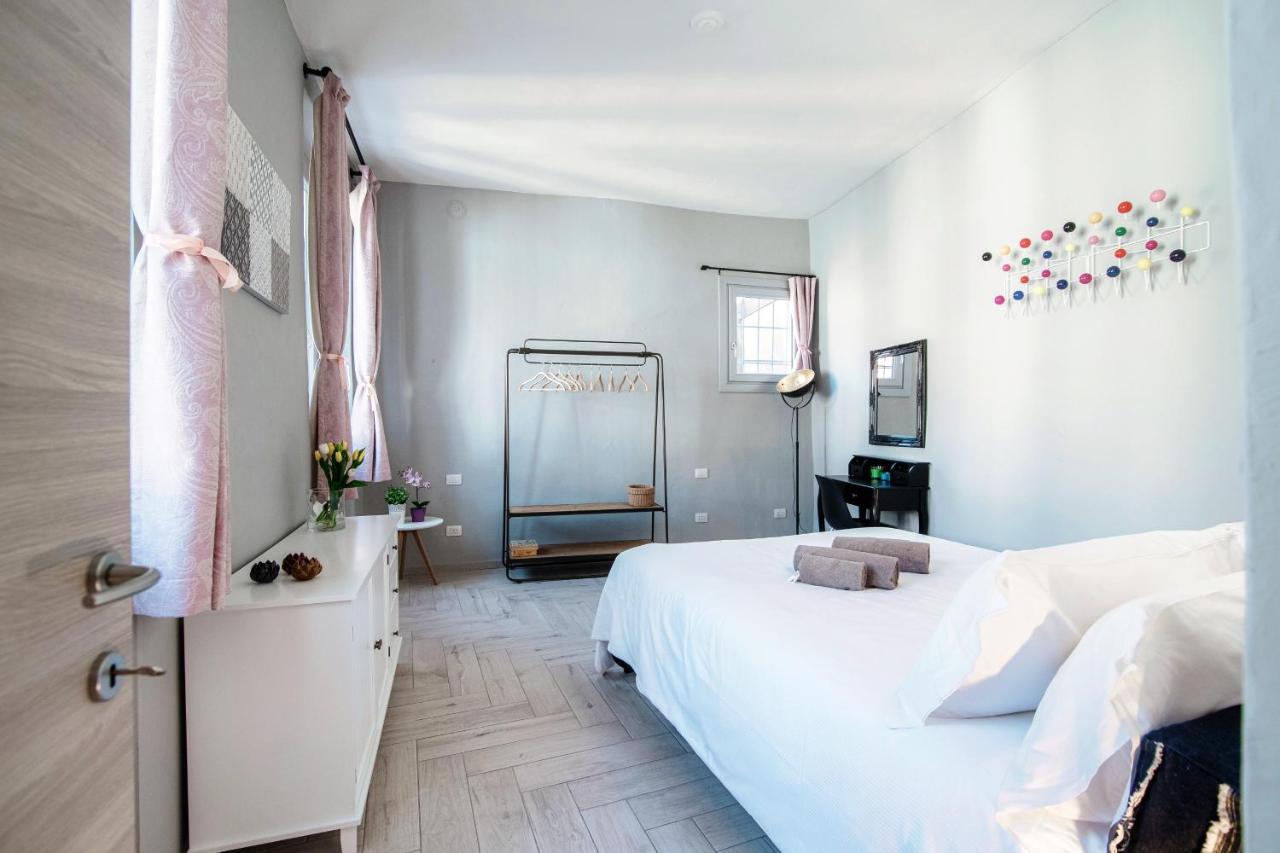 Barbablue Flat - The House Of Travelers Apartment Como Exterior photo
