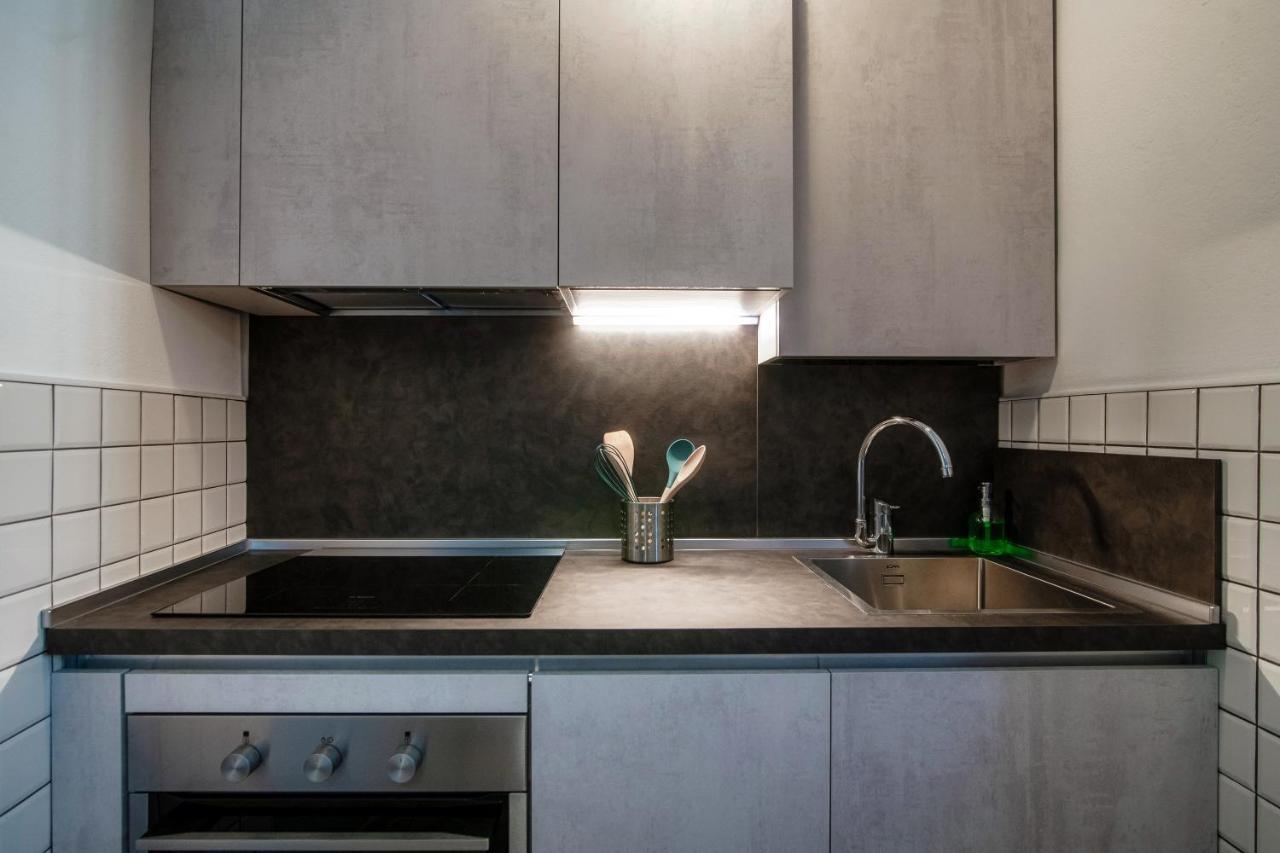 Barbablue Flat - The House Of Travelers Apartment Como Exterior photo